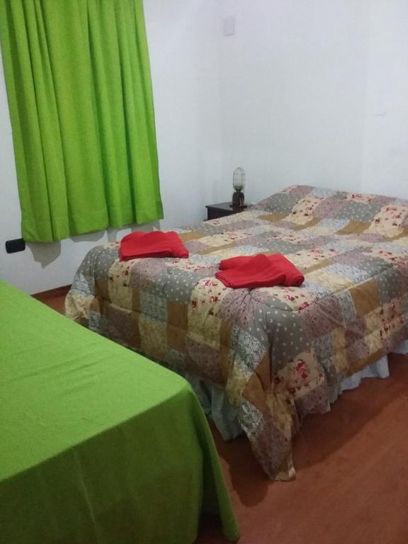 Hospedaje Kaupen Ushuaia Ngoại thất bức ảnh